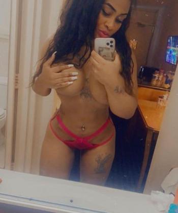 michi, 26  female escort, Tampa