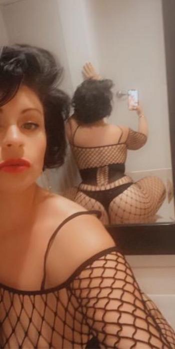  617-544-9145, 33  female escort, Tampa