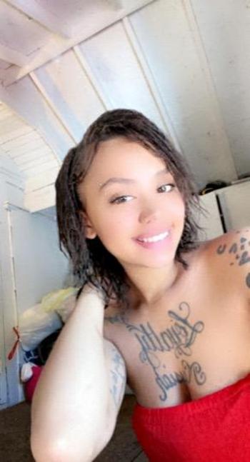  765-343-4824, 23  female escort, Tampa