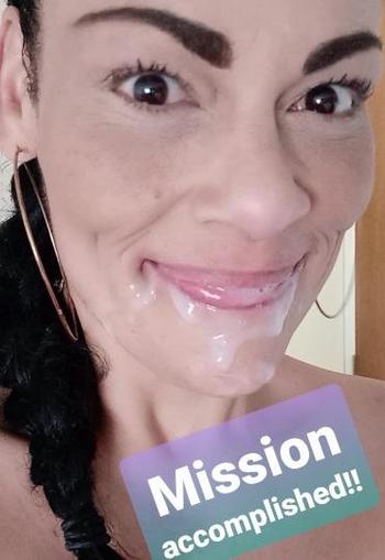 Rubbing Hood, 50  female escort, Tampa