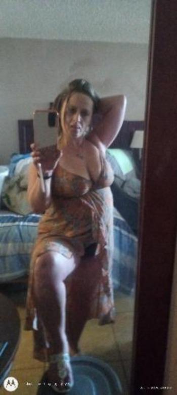 Gabby, 43  female escort, Tampa
