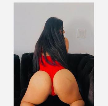 Kari, 28  female escort, Tampa