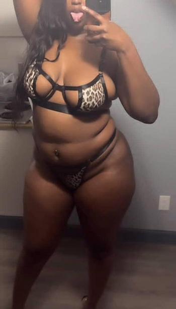Remy, 21  female escort, Tampa