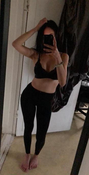 401-324-0901, 25  female escort, Tampa