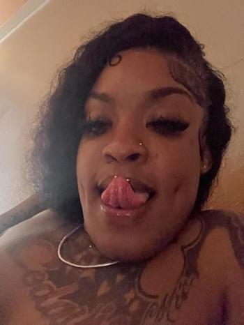 Kitty Ma, 32  female escort, Tampa