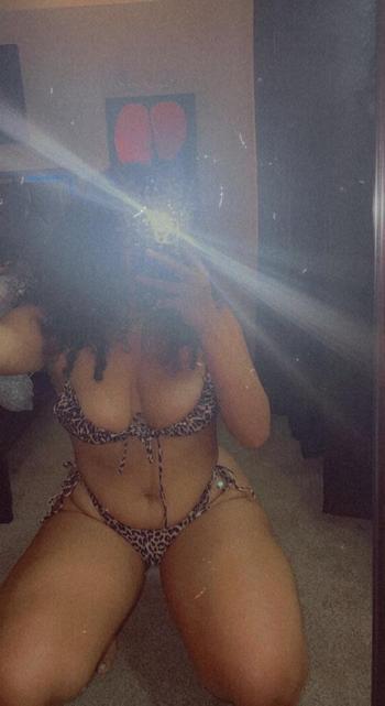 Kali, 23  female escort, Tampa