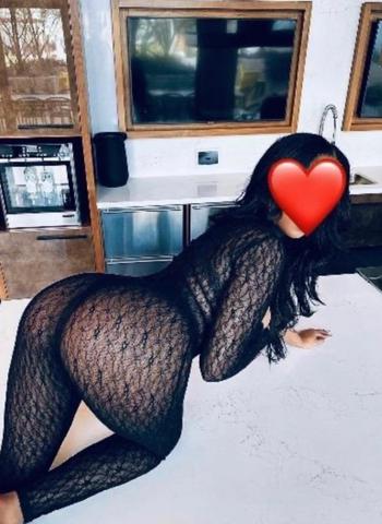 813-709-1302, 33  female escort, Tampa