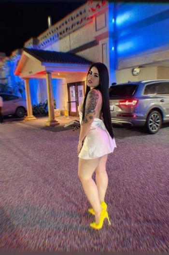 305-610-0793, 28  female escort, Tampa