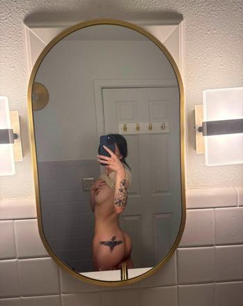 213-697-2848, 27  female escort, Tampa