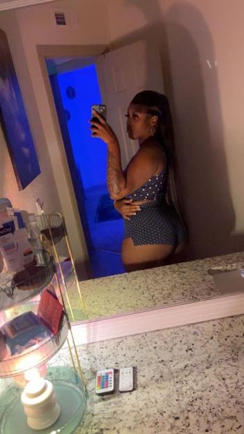Zair, 25  female escort, Tampa
